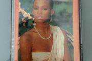 Whitney Houston - Debut album. Excellent condition.