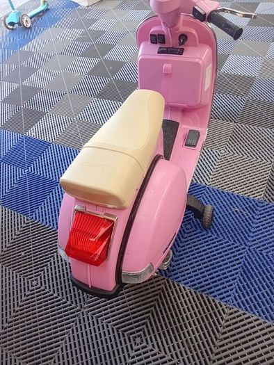 Kayto Vespa Electric Scooter