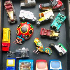 Toy cars, viewers and tin toys collection