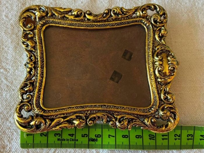 Set of 5 Vintage Ornate Gold Photo Frames