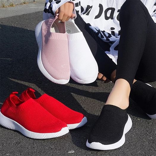 Comfortable mesh sports sneakers NO OFFERS !