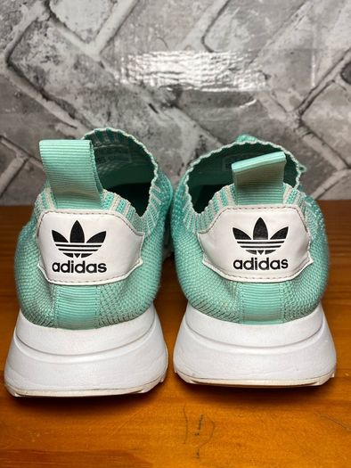 Adidas Flashback Primeknit Ladies Trainers UK6 EU39.5