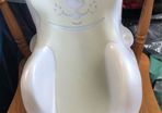 Baby bath support and top 'n tail bowl