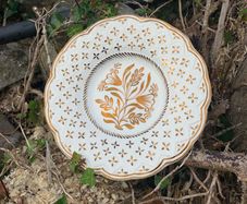 Charming Vintage Wedgwood plate