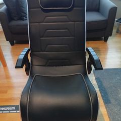 X Rocker gaming chair - chair fine, but no connectivity