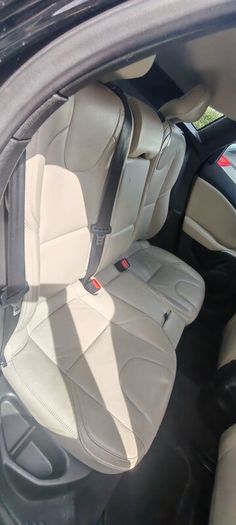 2018 Volvo V40