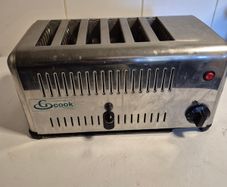 Toaster