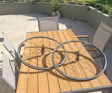 Shimano ws rs 610 front and back wheel