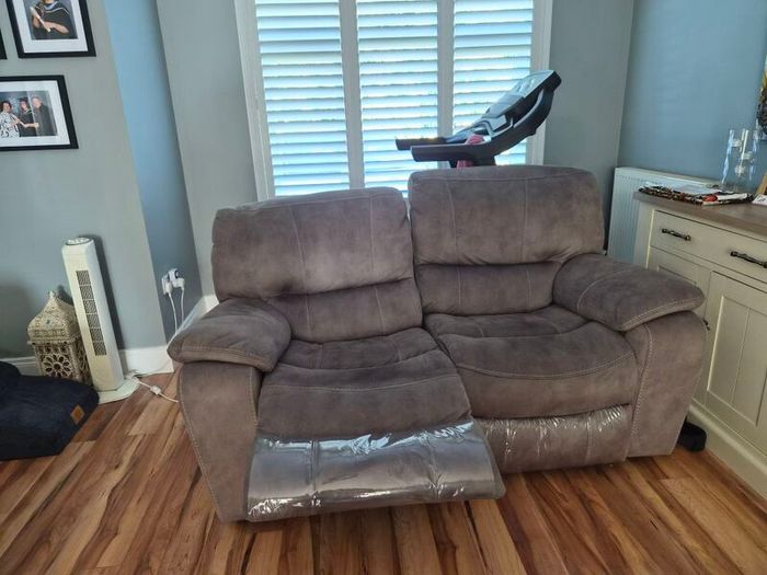 2 seater recliner sofa