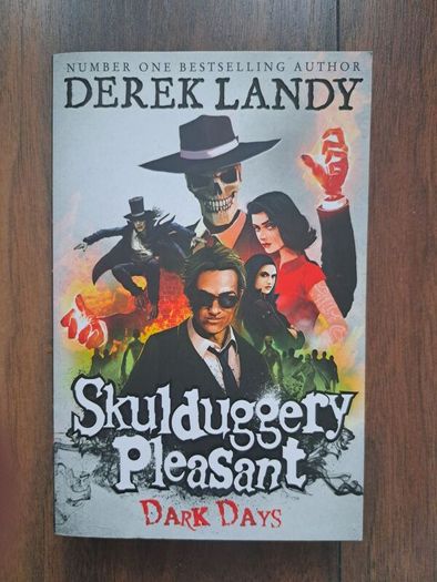 Skullduggery Books 1-15 + Extra