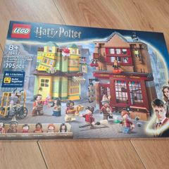 LEGO Harry Potter 76452 Quality Quidditch Supplies & Ice Cream Parlour