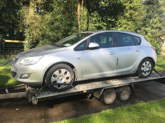 Astra J, Braking