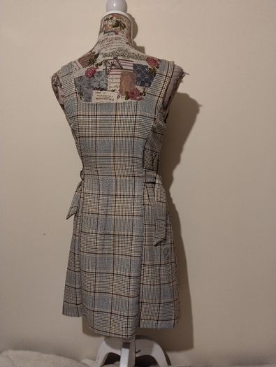 Beautiful Pinafore check dress, new