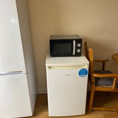 Fridge - under counter