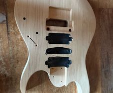 Ibanez 7 string body - alder