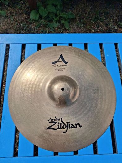 Zildjian A Custom 18in  medium crash