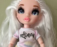 Rainbow High Amaya Raine Doll