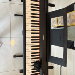 Yamaha Keyboard Piaggero NP 15