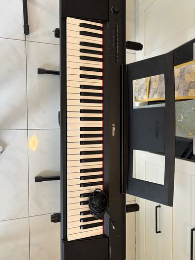 Yamaha Keyboard Piaggero NP 15