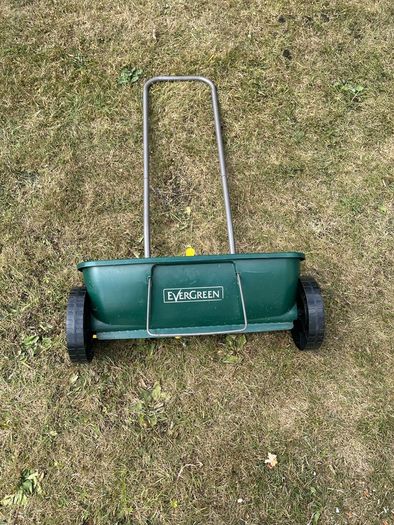 Lawn seed spreader