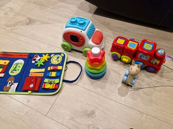 Toddlers toys