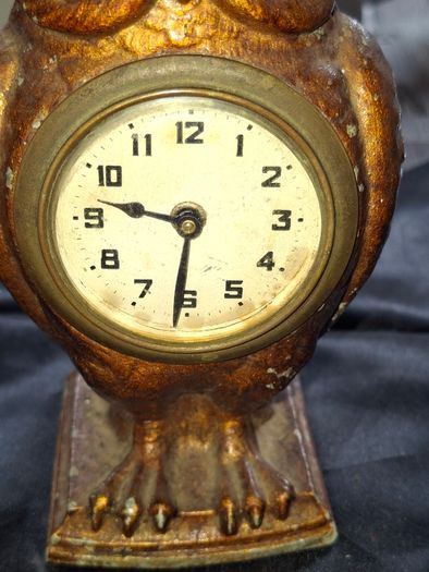 Rare Antique Cold Painted Bronze Clock in form of an Owl. The decorative dial sits in the owls belly and has wind up movement,