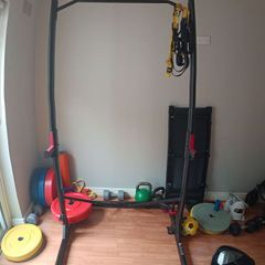 1/4 Squat Rack/ Pull up Bar & TRX Suspension Trainer
