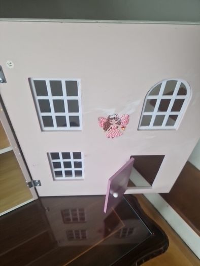 dolls house