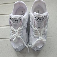 Girls Asics Trainers