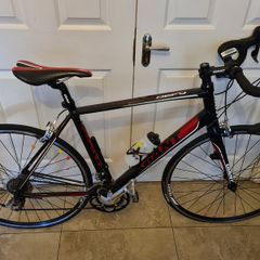 Giant Defy Road Bike