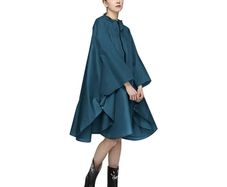 Brand New Unisex Rain Poncho Lightweight Breathable Multi-use Rain Cape