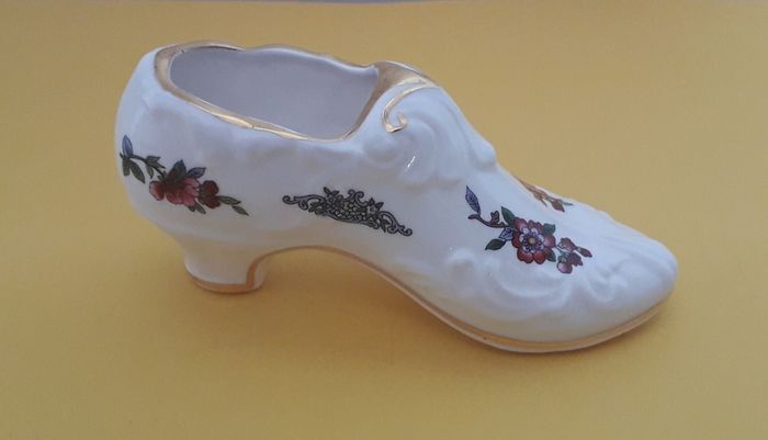 Vintage - Collectable Miniature Shoe/Slipper