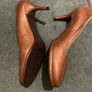 Stuart Weitzman metallic gold leather high heels Size 7.5 Image 3