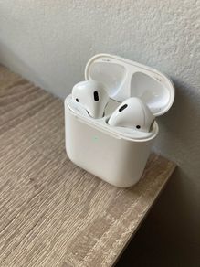 Airpods 2nd gen wireless charging case