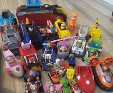 Paw Patrol bus cars pups toys