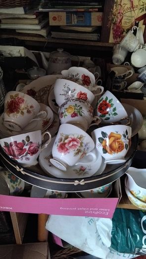 21piece miss match china tea set