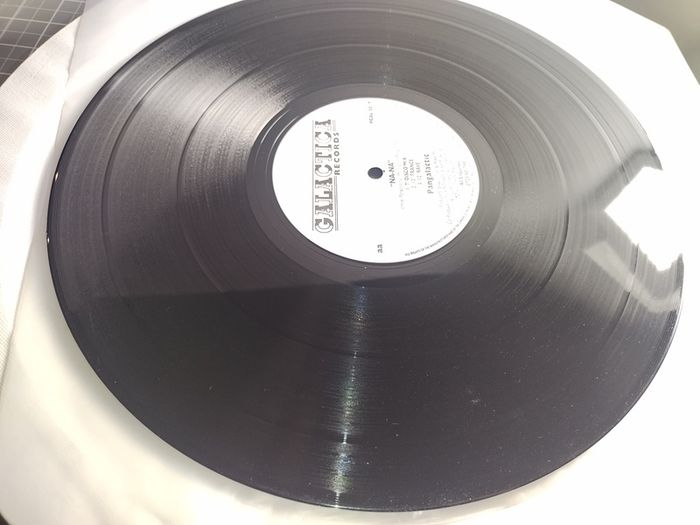 Guru Josh - Holographic Dreams - ORIGINAL Pressing! QUALITY Early 90s Piano HOUSE End of the night TRACK!