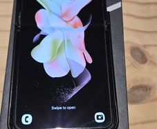 Samsung Galaxy Z-Flip 4 128gb