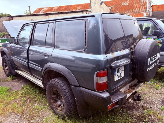 Nissan Patrol 3.0d y61