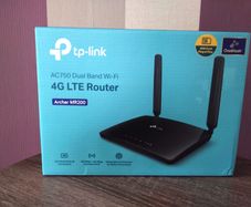 Wireless 4G Plug In Router