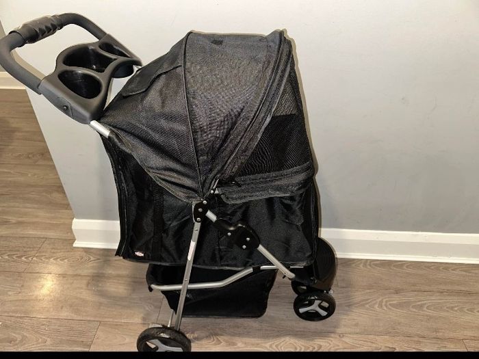 dog stroller