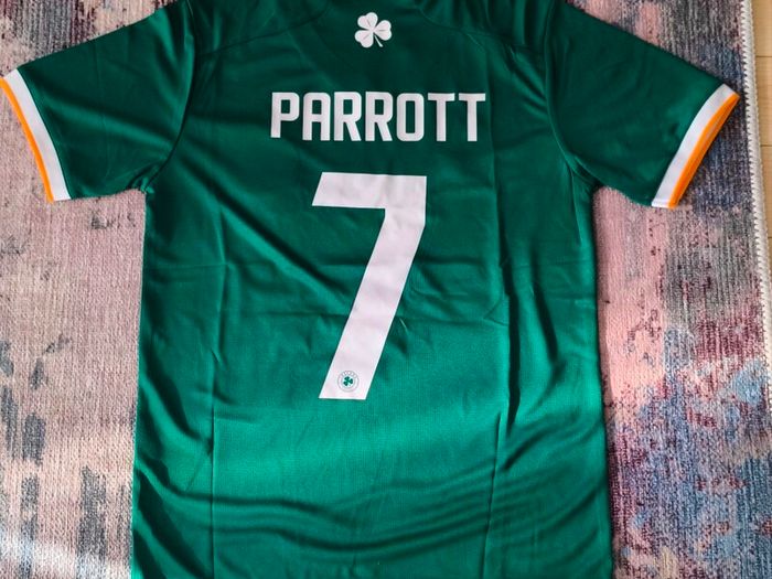 Parrot Ireland home jersey 2026
