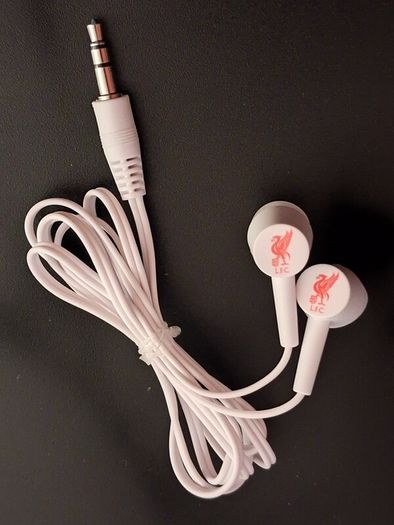 Buy 2 Get 1 Free!! - Only 1 Each!! - Brand New Wired Earphones