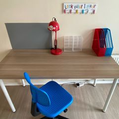 Kids desk set