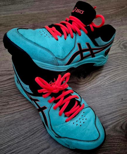 Hockey Shoes (Size: 39.5)