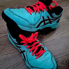 Hockey Shoes (Size: 39.5)
