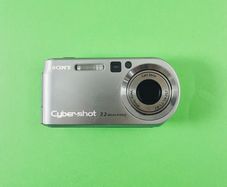 Sony Cybershot P200