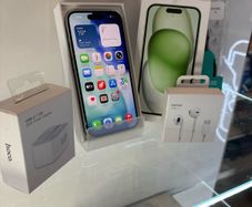 iphone 15 128gb Grade A+++ bundle sim free