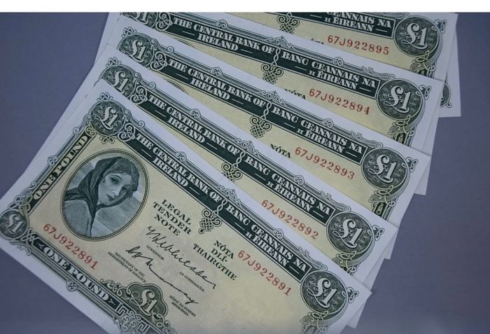 Ireland 1972 Lady Lavery 1 Pound Banknotes Uncirculated x6 Crisp Consecutive Numbers