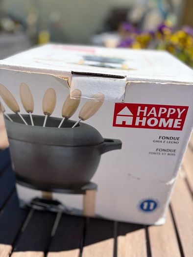 Cast iron fondue set